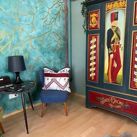 Atelier Farbenreich No 8 *